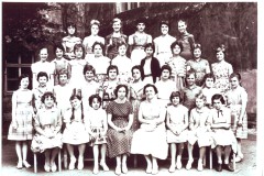 1960-2.Klasse-Klassenfoto_Maedchen_0002